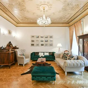 Apartment Stunning Charles Bridge, Prague