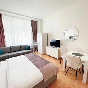 Gold Art Apartmán